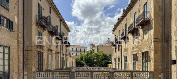 3 غرف نوم بناية في Palermo, Italy رقم 127354 5