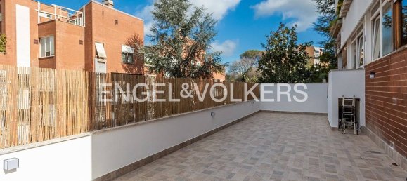 2 chambres Appartement à Rome, Italy No. 128403 10