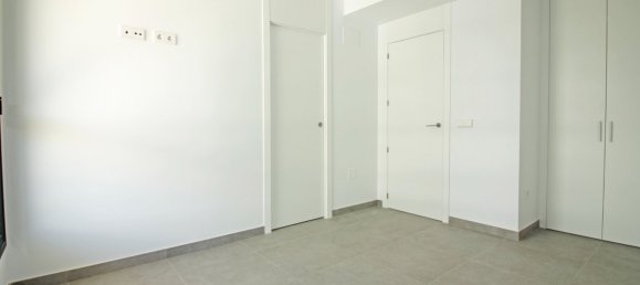 3 bedrooms Building in Villajoyosa, Spain No. 2666 11