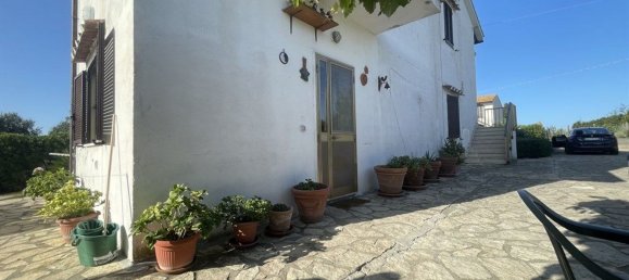 Casa de 3 habitaciónes en Capalbio, Italy No. 167823 23