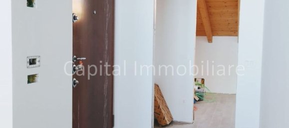 3 bedrooms Penthouse in Brenna, Italy No. 359709 16