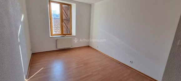 Edifício T2 em Neufchateau, France N.º 92083 8