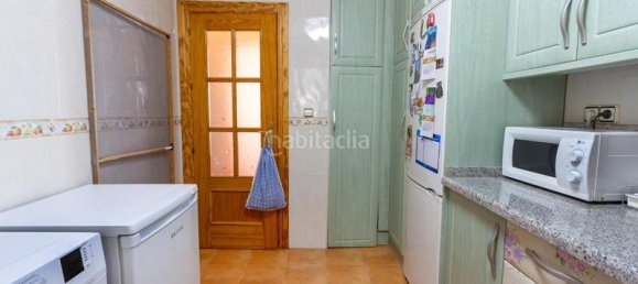 2 bedrooms Apartment in Granada, Spain No. 170186 2