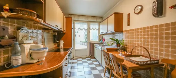 3 bedrooms Building in Duren, Germany No. 140437 3