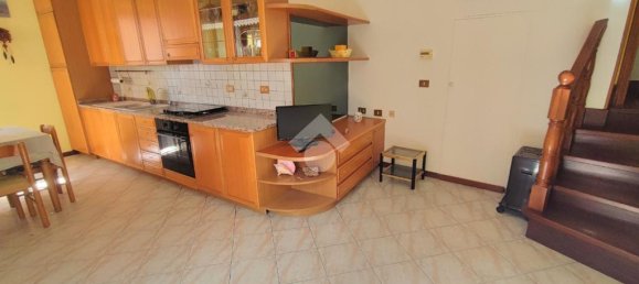 2 bedrooms House in Carezzano, Italy No. 315724 3