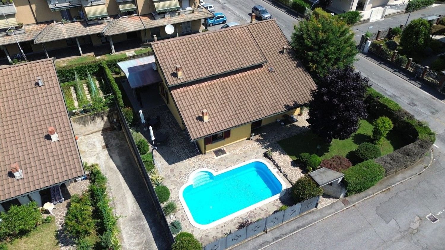 6 rooms Villa in Chiari, Italy No. 263479