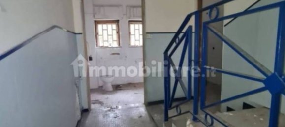 800m² Building in Melito di Napoli, Italy No. 371689 8