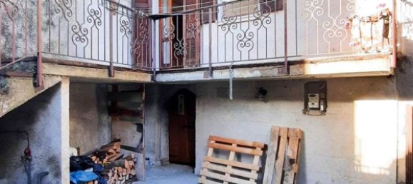4 rooms House in Gargnano, Italy No. 227079 5