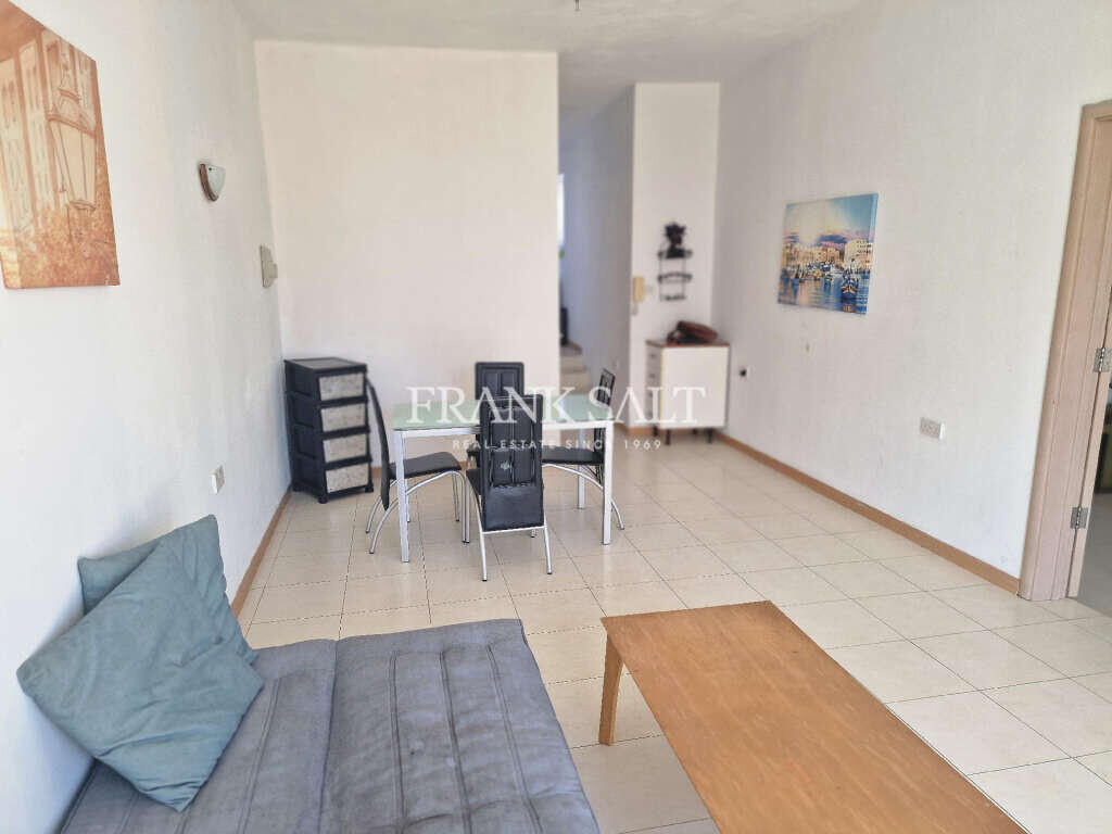 4 غرف نوم طابقين في Saint Paul's Bay, Malta رقم 2208