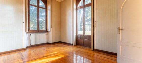 6 bedrooms Villa in Milan, Italy No. 243594 13