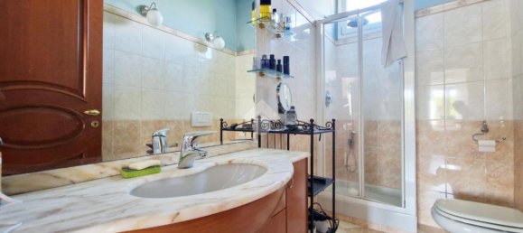 8-salle Villa à San Sebastiano da Po, Italy No. 118400 32