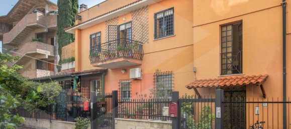 3-Zimmer Wohnung in Marino, Italy, Nr. 21347 2