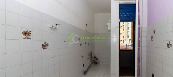 2 bedrooms Duplex in Modena, Italy No. 53854 11