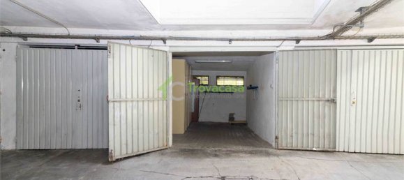 2 bedrooms Duplex in Modena, Italy No. 53854 27