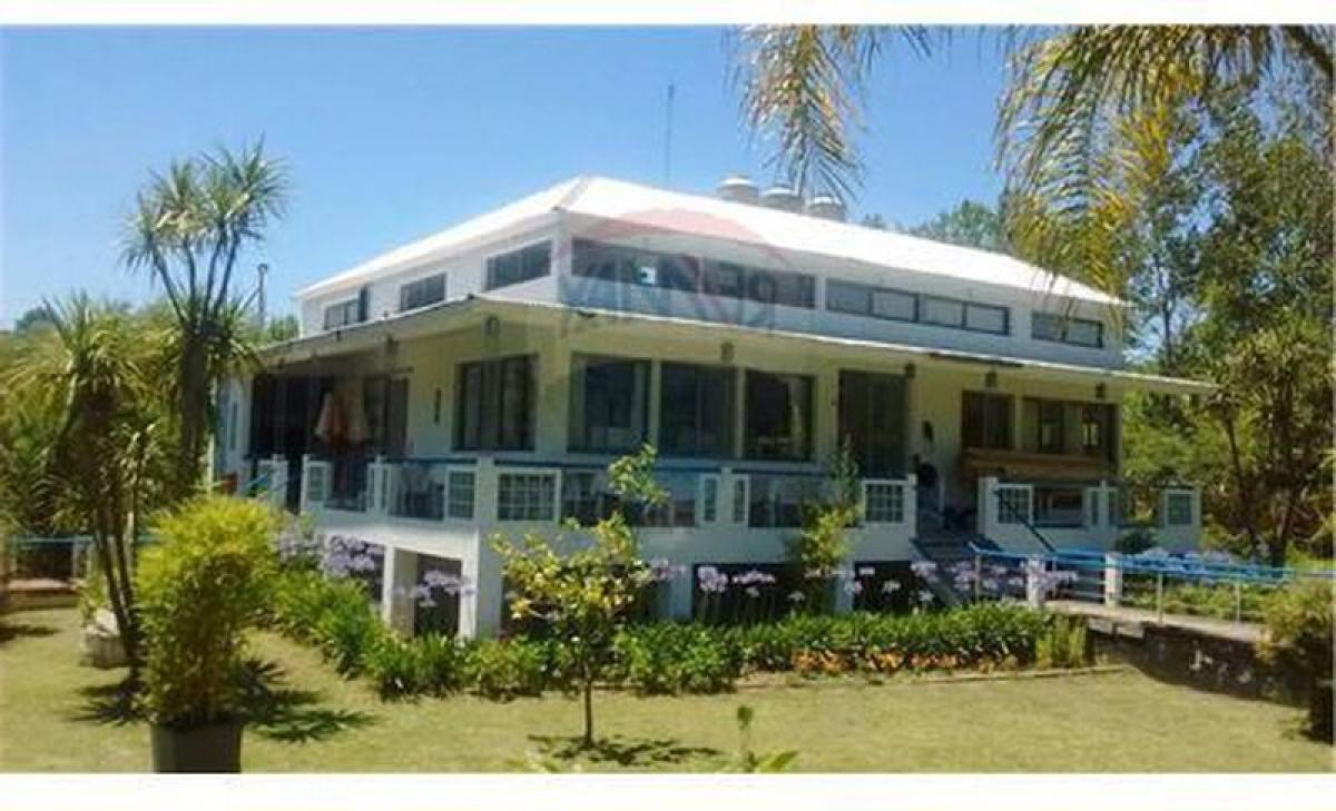 Casa T5 em Tigre, Argentina N.º 68499