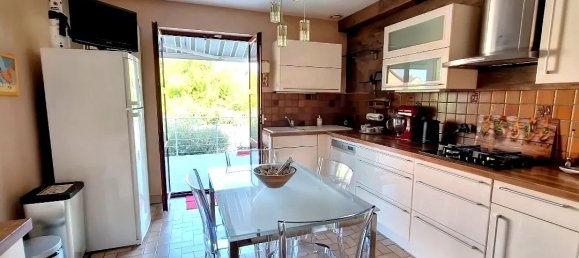 4 Schlafzimmer Haus in Illzach, France, Nr. 247626 9