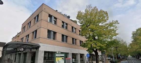 110m² Office in Montebelluna, Italy No. 58828 12