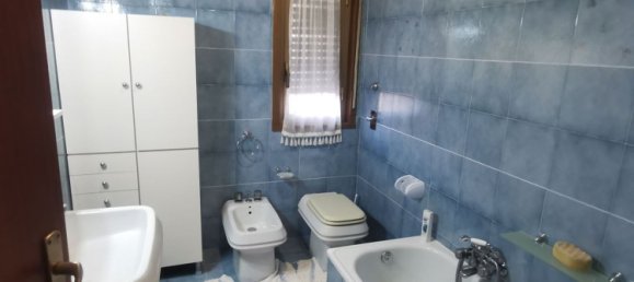 4-salle Appartement à Marsala, Italy No. 82992 11