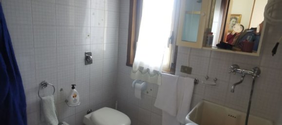 4-salle Appartement à Marsala, Italy No. 82992 2