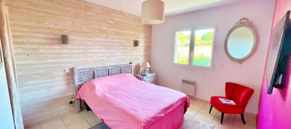 Casa de 4 dormitorios en Quinsac, France No. 98590 8