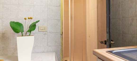1 bedroom Apartment in Bologna, Italy No. 339676 4