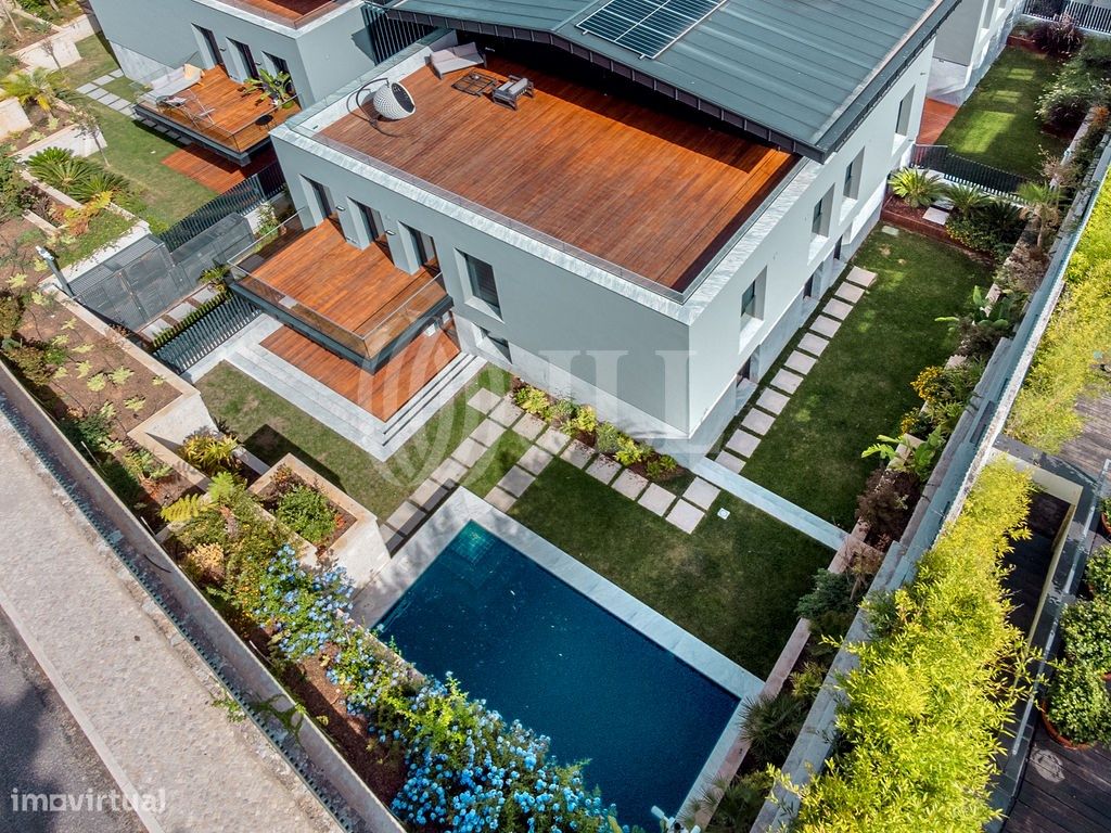 3 bedrooms Apartment in Cascais, Portugal No. 110095