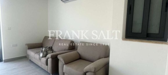 2 bedrooms Apartment in Xlendi, Malta No. 6048 2