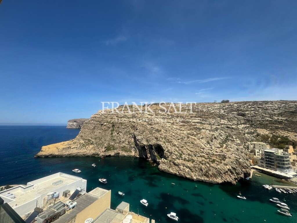 2 bedrooms Apartment in Xlendi, Malta No. 6048
