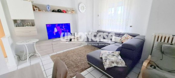 2 chambres Appartement à Olgiate Comasco, Italy No. 260684 3