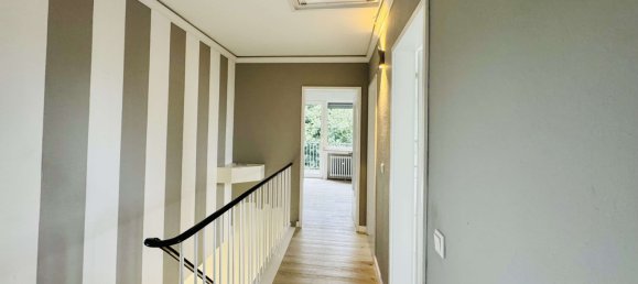 Дом с 3 спальнями в Крефельд, Германия № 247493 10