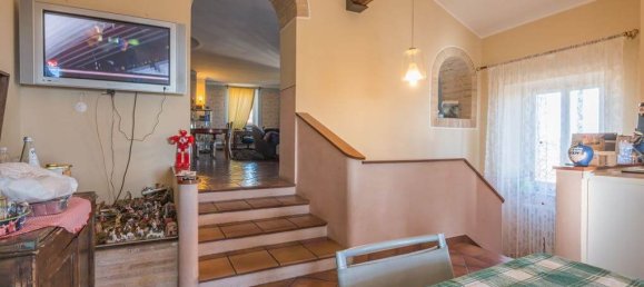 4 bedrooms Building in Civitanova Marche, Italy No. 68923 26