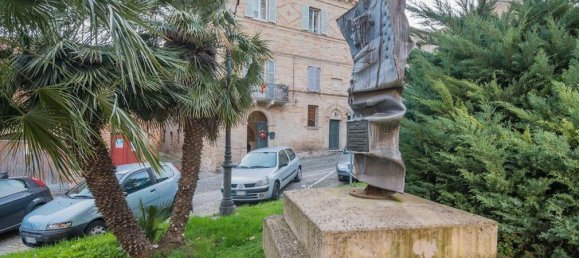 4 bedrooms Building in Civitanova Marche, Italy No. 68923 6