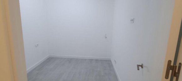 102 m² oficina en venta en Alicante, Comunidad Valenciana, Spain № 369807 6