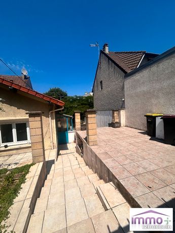 3 bedrooms House in Romainville, France No. 356373