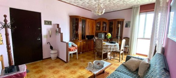 4غرفة شقة في Marigliano, Italy رقم 170148 2