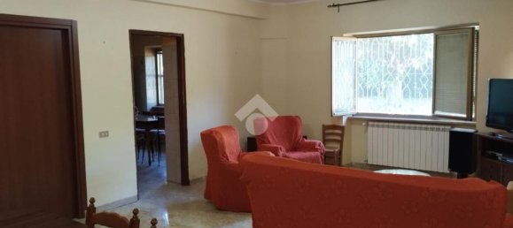 Casa de 5 habitaciónes en Cervaro, Italy No. 227669 18