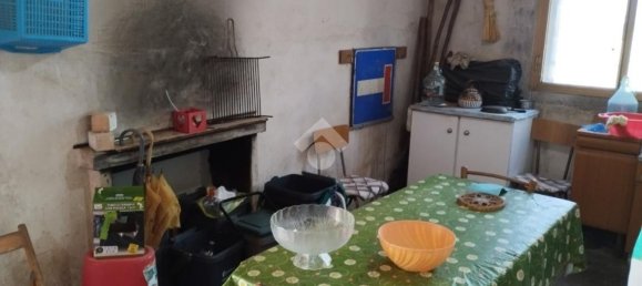 Casa de 5 habitaciónes en Cervaro, Italy No. 227669 13