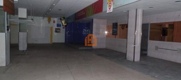 616m² Commercial property in Leon, Spain No. 29084 8