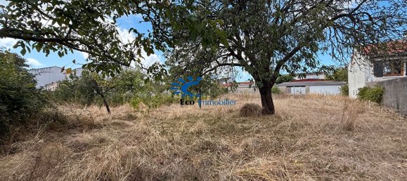 Terrain à La Rochelle, France 1325m² No. 335802 2