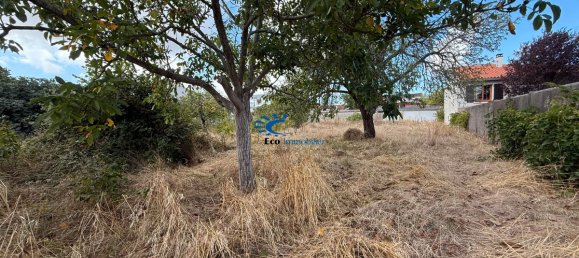 Terrain à La Rochelle, France 1325m² No. 335802 3