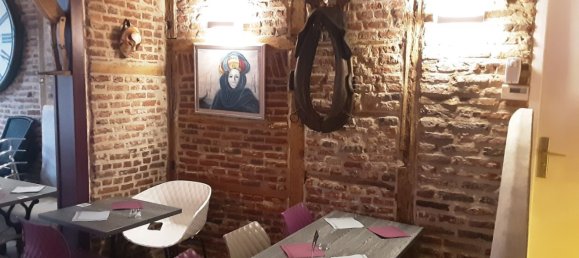 220m² Commercial property in Lille, France No. 92171 3