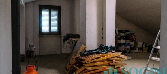 9غرفة فيلا في Pessano con Bornago, Italy رقم 162376 11