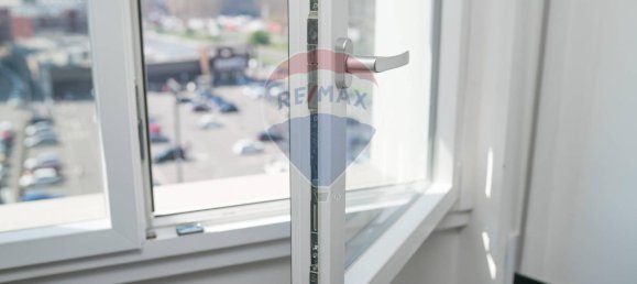 Квартира с 3 комнатами в Чинизелло Бальсамо, Италия № 8616 12