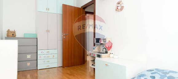 Квартира с 3 комнатами в Чинизелло Бальсамо, Италия № 8616 32