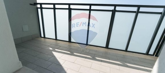 Квартира с 3 комнатами в Чинизелло Бальсамо, Италия № 8616 13