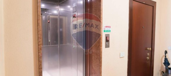 Квартира с 3 комнатами в Чинизелло Бальсамо, Италия № 8616 33