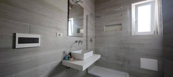 4 bedrooms Villa in Sardinia, Italy No. 247602 14