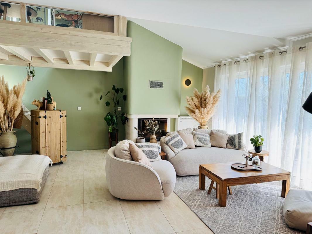 4 bedrooms Townhouse in Loire, France No. 308784