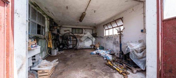 4 bedrooms Villa in Erbezzo, Italy No. 267205 29