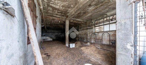 4 bedrooms Villa in Erbezzo, Italy No. 267205 32